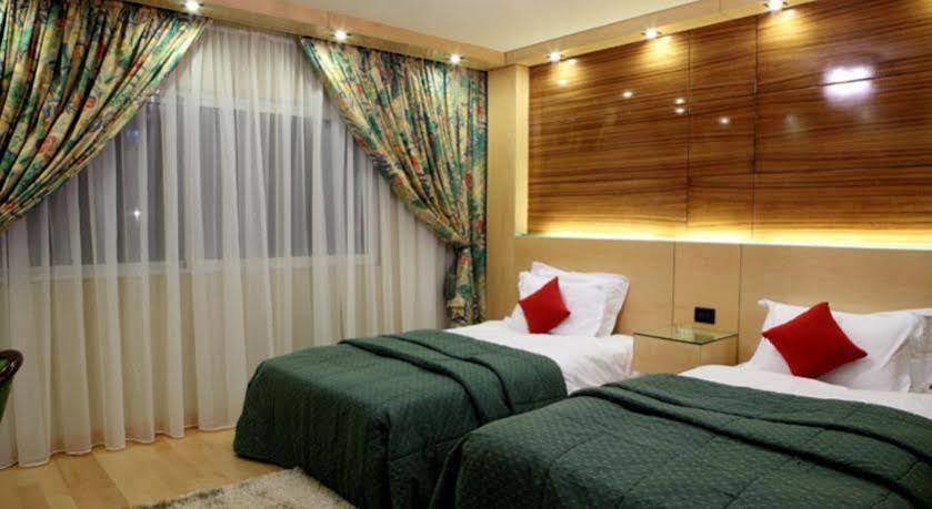 ביירות Lahoya Suites מראה חיצוני תמונה
